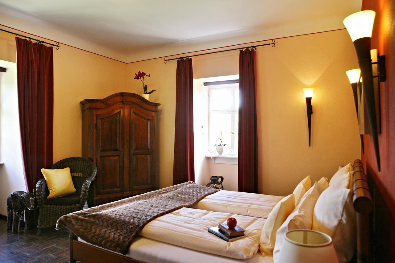 Rhon Waldcafe St. Georg Hotel